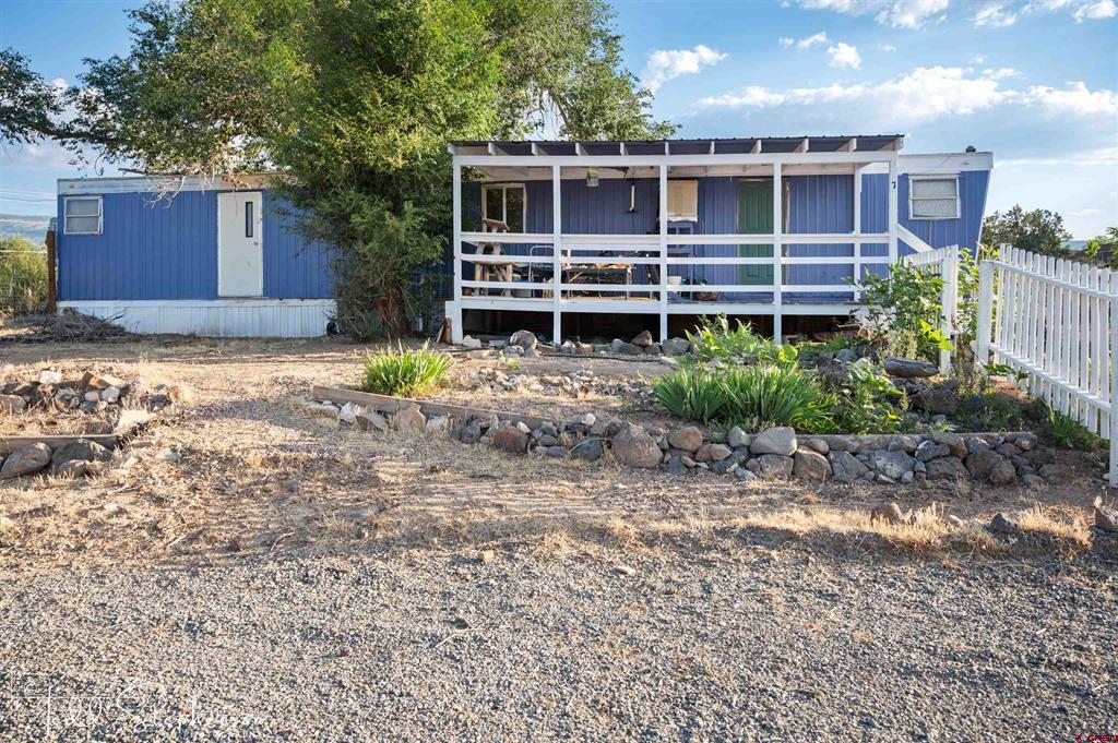 810 Nw Cedar Avenue Property Photo 6