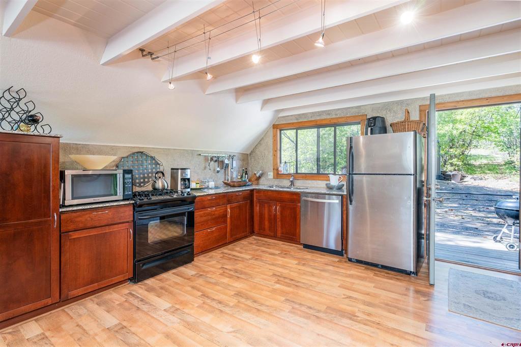 96 Berryhill Drive Property Photo 8