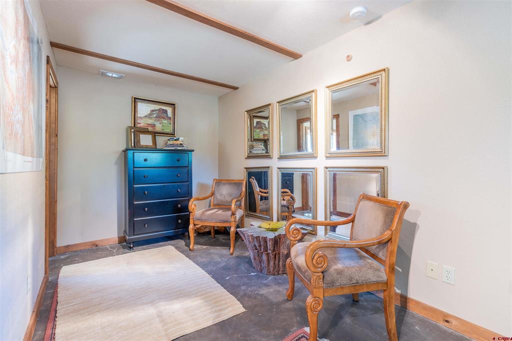 96 Berryhill Drive Property Photo 11