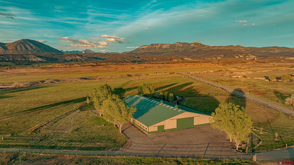 1071 Black Canyon Road Property Photo 7