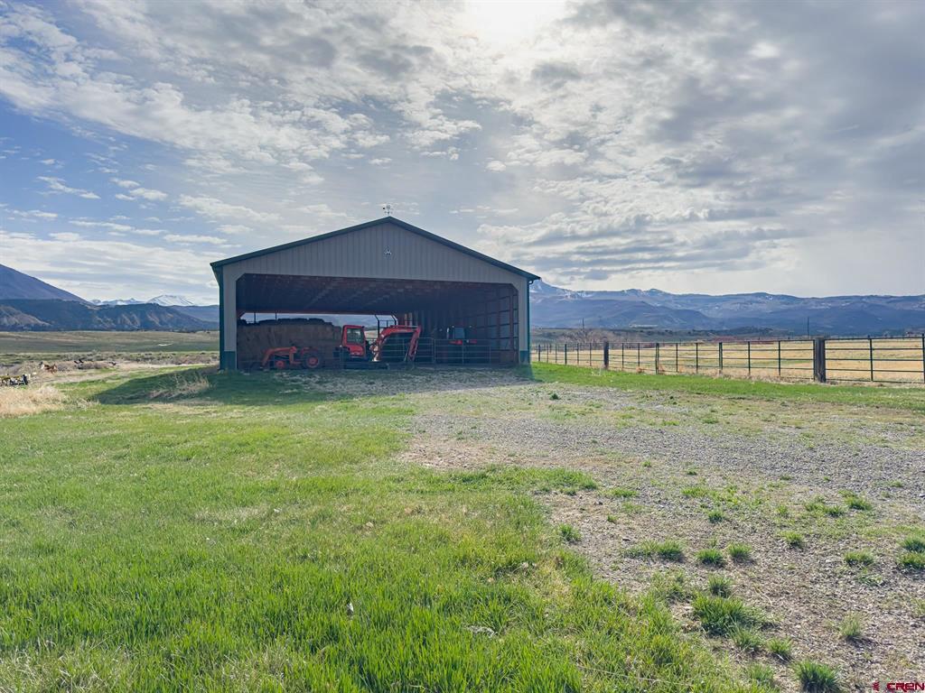 1071 Black Canyon Road Property Photo 37