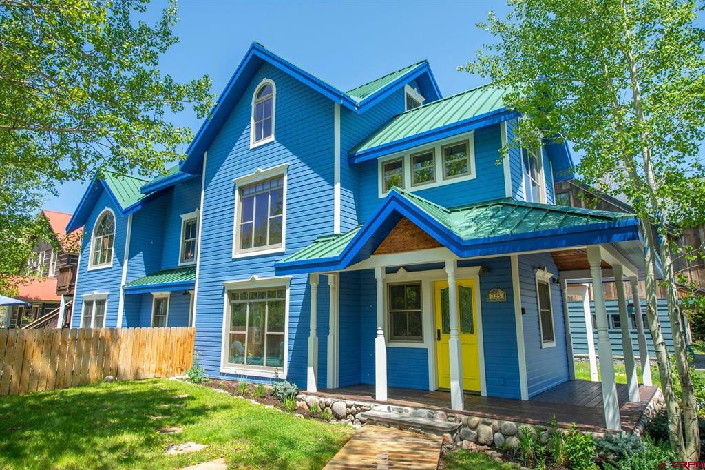 325 Gothic Avenue Property Photo