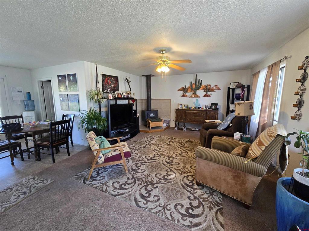 914 Brookside Drive Property Photo 3