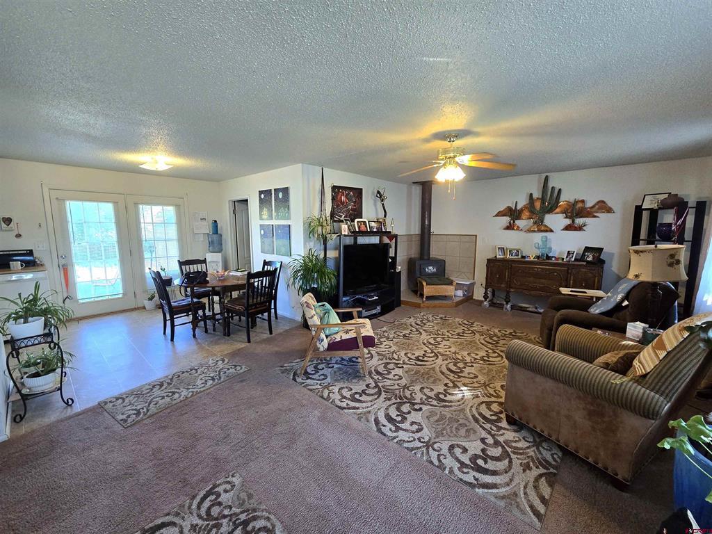 914 Brookside Drive Property Photo 4