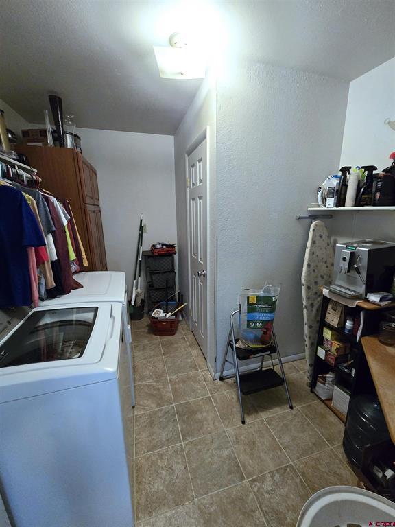 914 Brookside Drive Property Photo 10