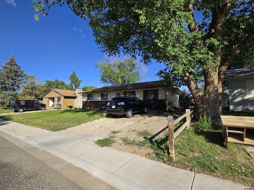 914 Brookside Drive Property Photo 18