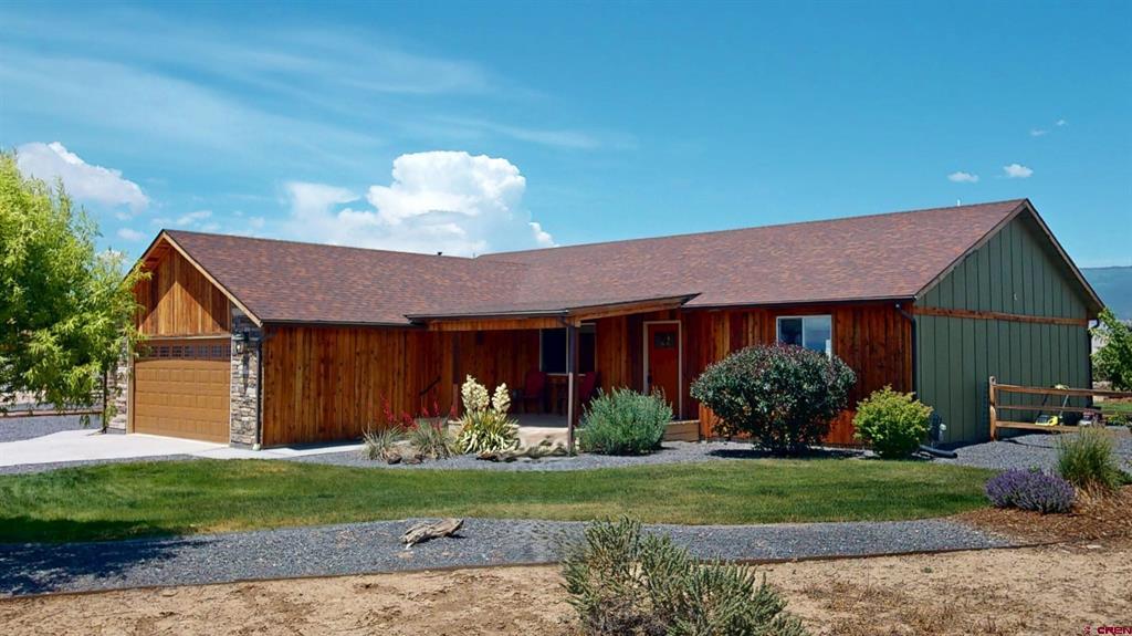 9343 1990 Lane Property Photo 1