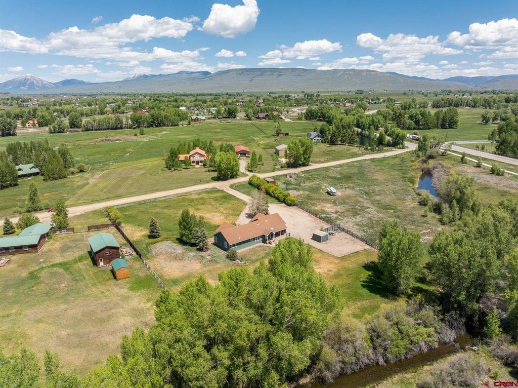 128 Chinook Trail Property Photo 1