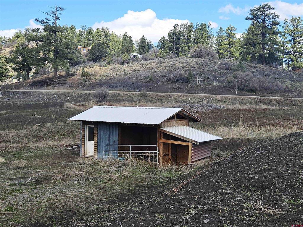 736 Hurt Drive Property Photo 3