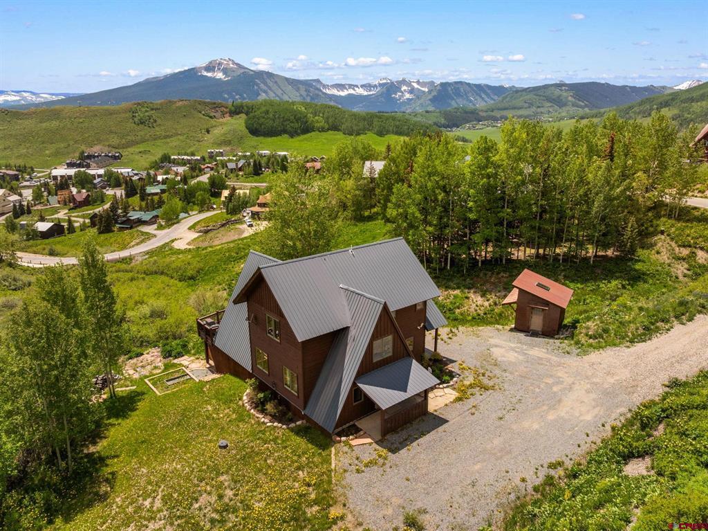41 Cinnamon Mountain Road