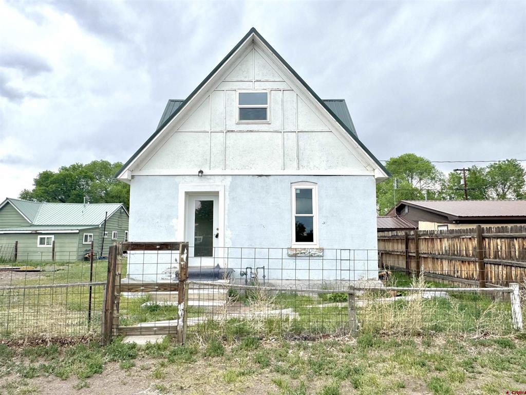 628 Lincoln Avenue Property Photo 1
