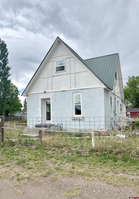 628 Lincoln Avenue Property Photo 3