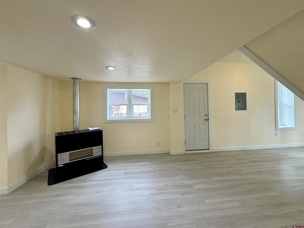 628 Lincoln Avenue Property Photo 6