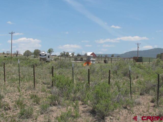 45 Country Meadows Place Property Photo 6