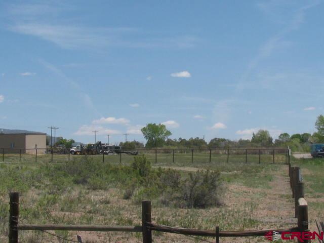 45 Country Meadows Place Property Photo 8