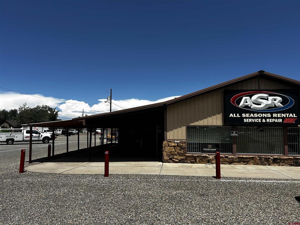 2956 I-70 Business Loop Property Photo
