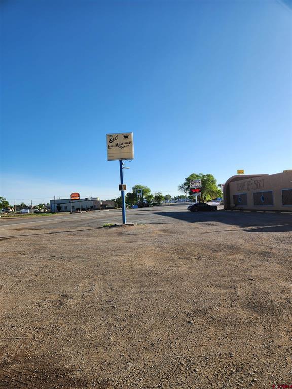808 West Avenue Property Photo 23