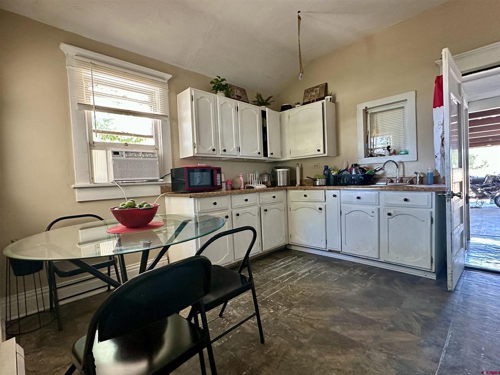 18551 F Road Property Photo 11