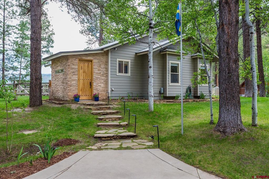 234 Wapiti Drive Property Photo 1