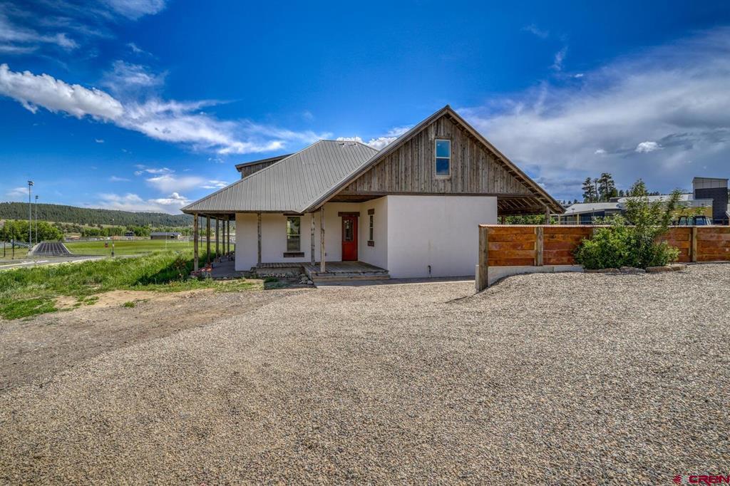 10 Pierce Street Property Photo 2