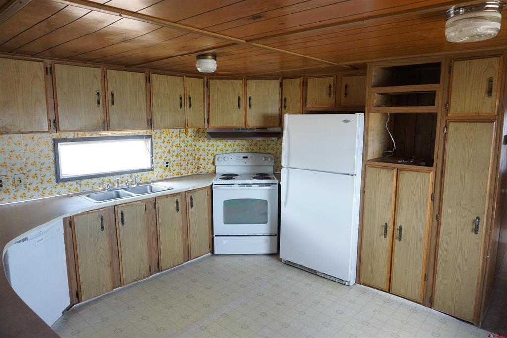 60497 Maple Grove Road Property Photo 7
