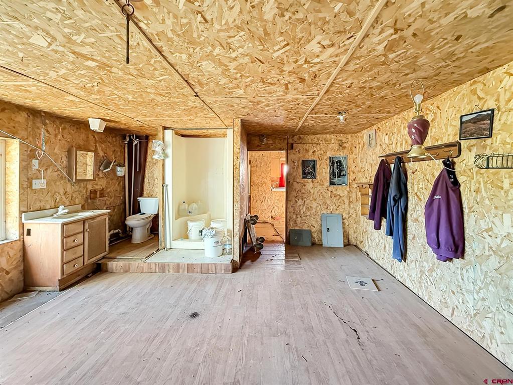 43867 Long Gulch Road Property Photo 9