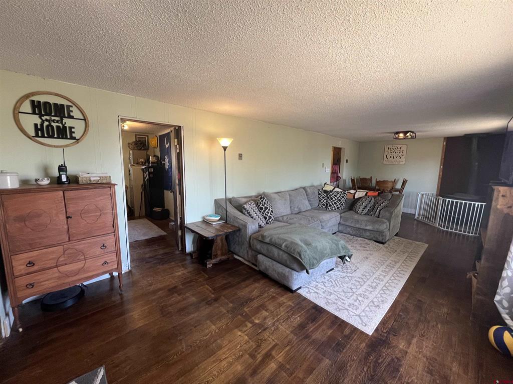 537 N Colorado Avenue Property Photo 2
