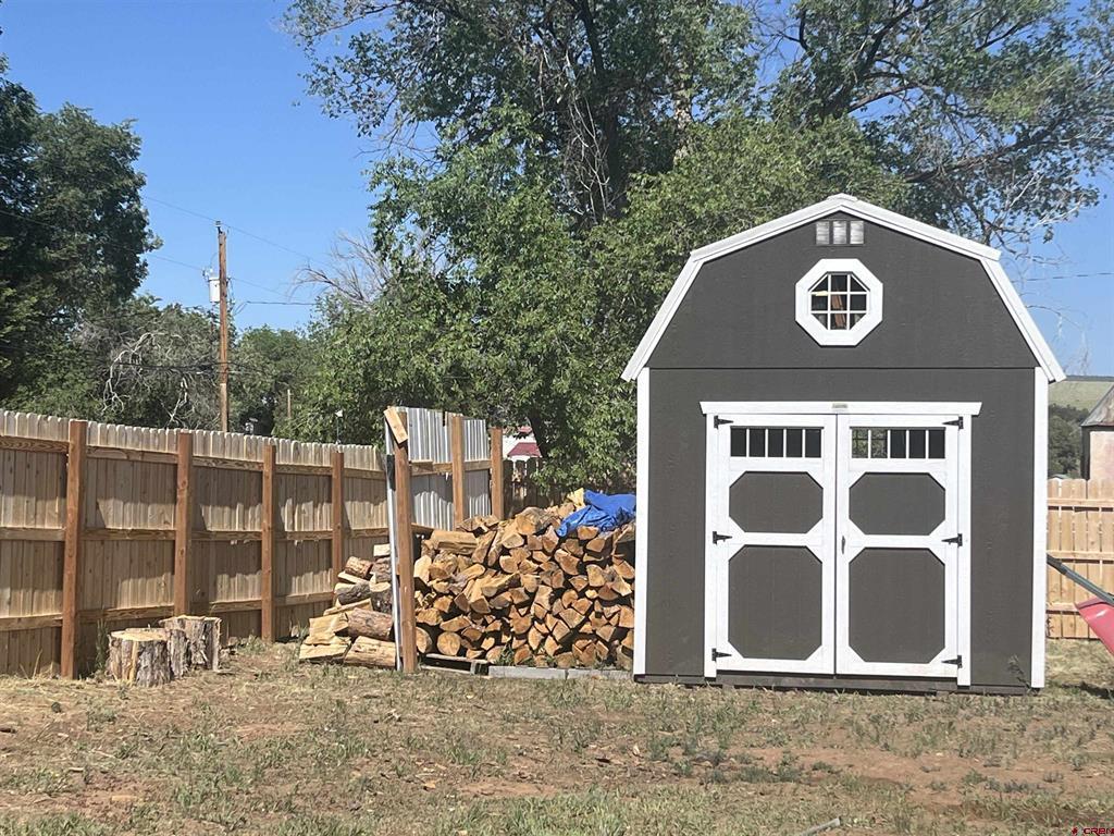537 N Colorado Avenue Property Photo 19