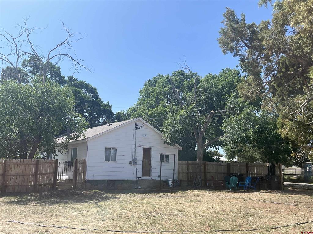 537 N Colorado Avenue Property Photo 23