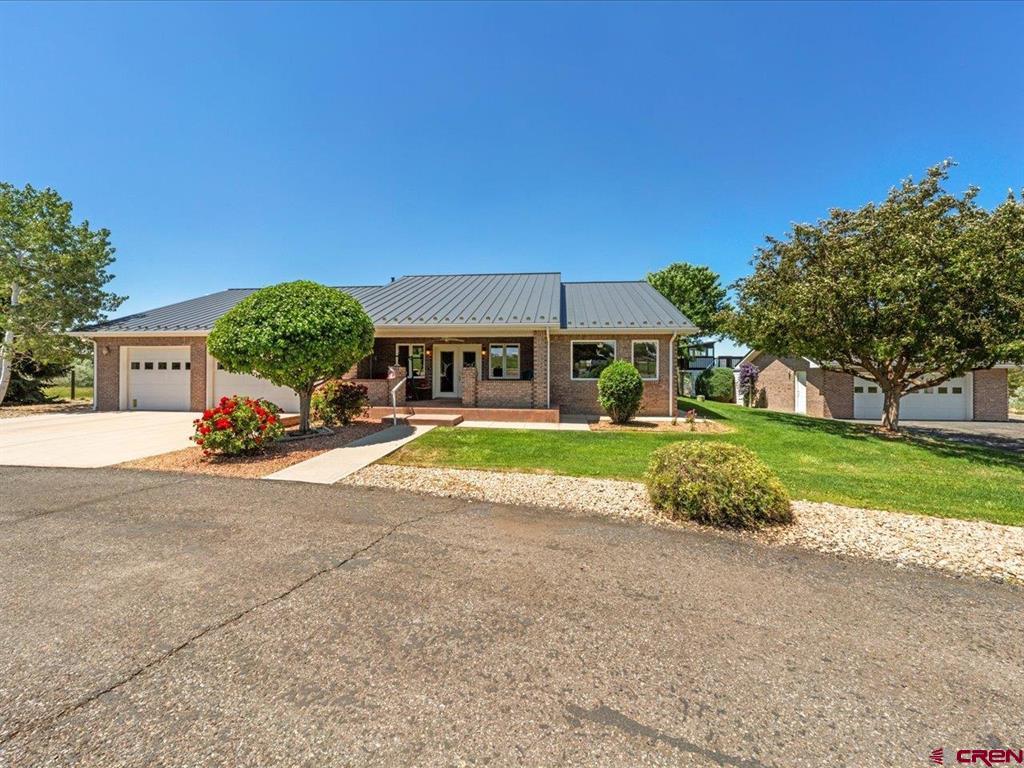 61369 Highway 90 Property Photo 1