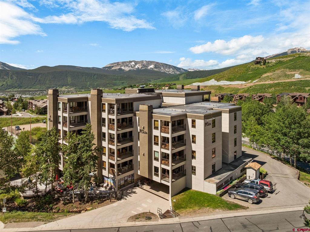 11 Snowmass Road Property Photo 1