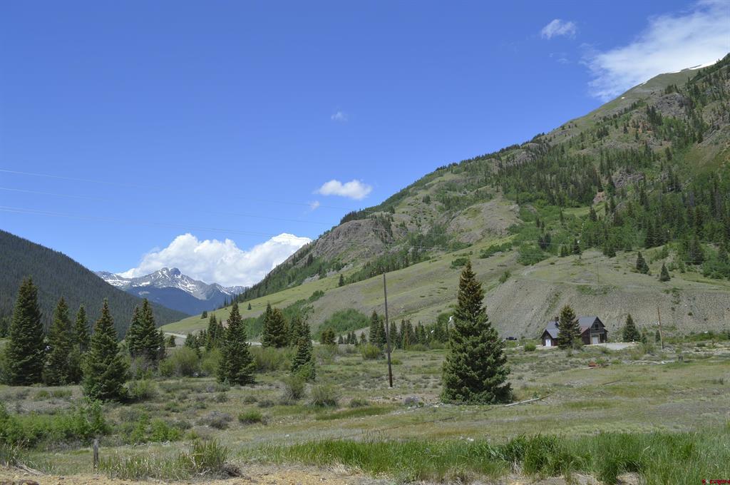 2042 County Road 2 Property Photo 5