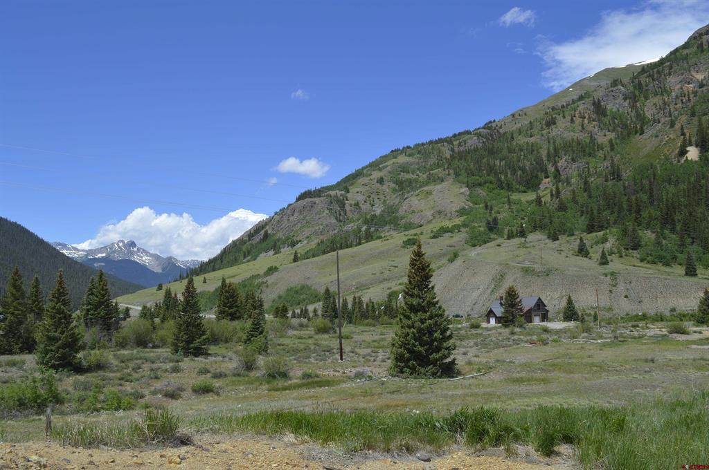 2042 County Road 2 Property Photo 6