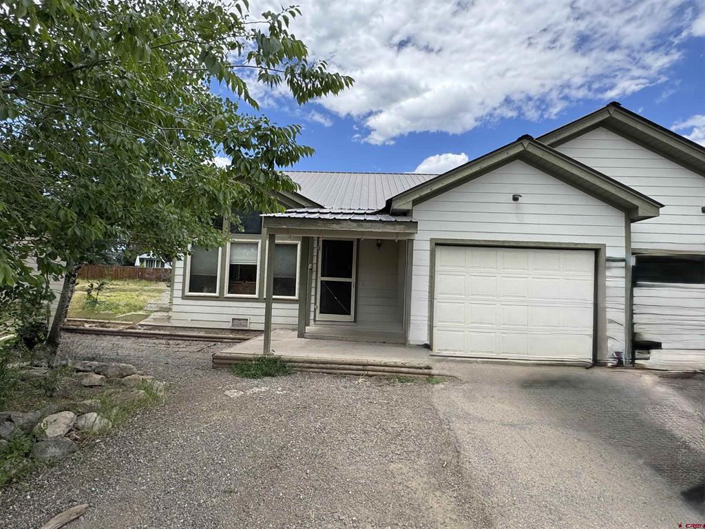 165 Butte Drive Property Photo 1