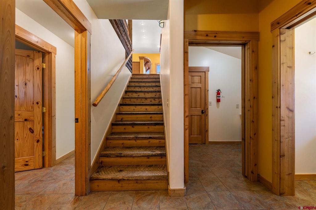 17 Elk Avenue Property Photo 4