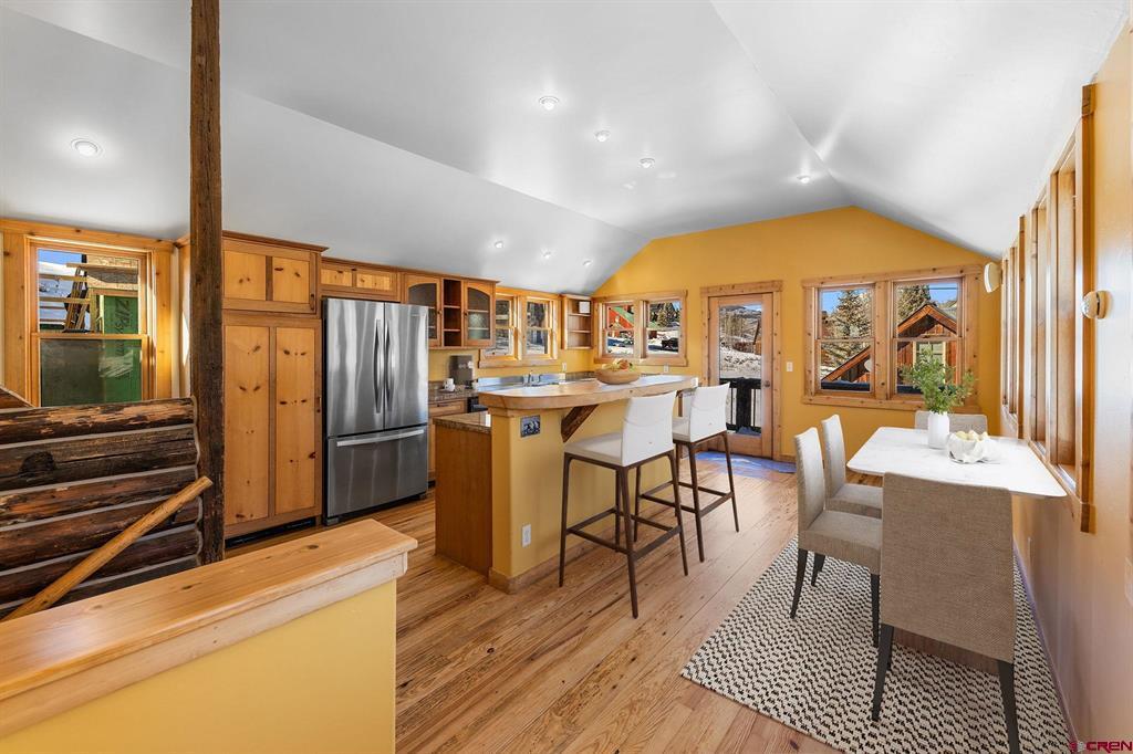 17 Elk Avenue Property Photo 6