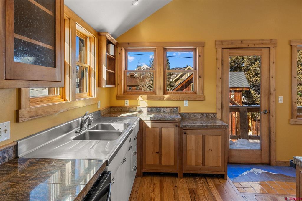 17 Elk Avenue Property Photo 11