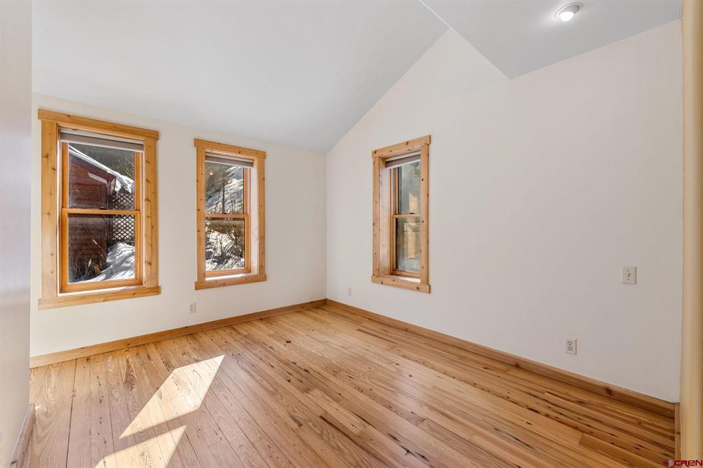 17 Elk Avenue Property Photo 22