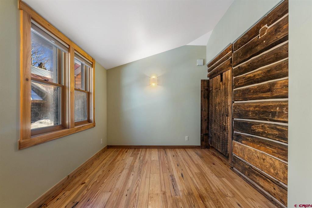 17 Elk Avenue Property Photo 24