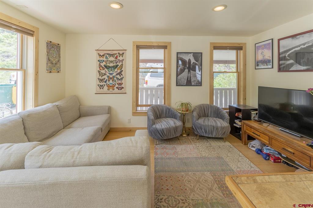 17 Elk Avenue Property Photo 41