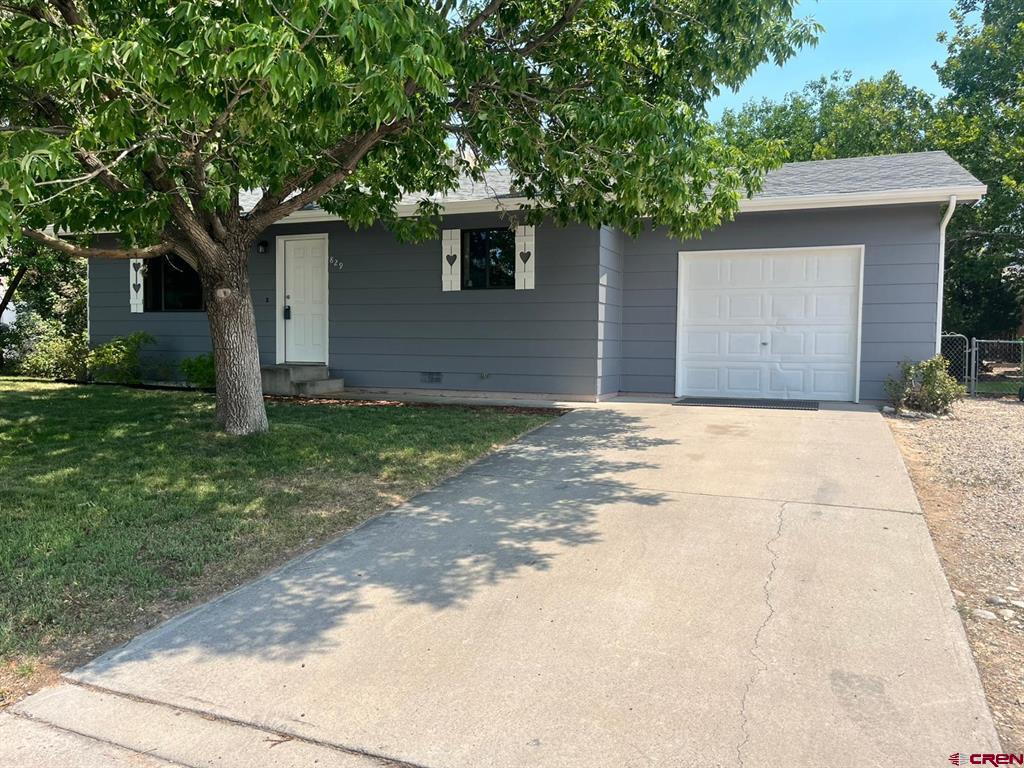 829 Logan Street Property Photo 1
