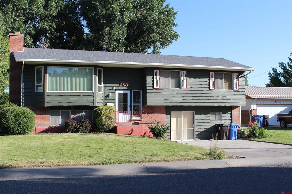 709 York Street Property Photo 1