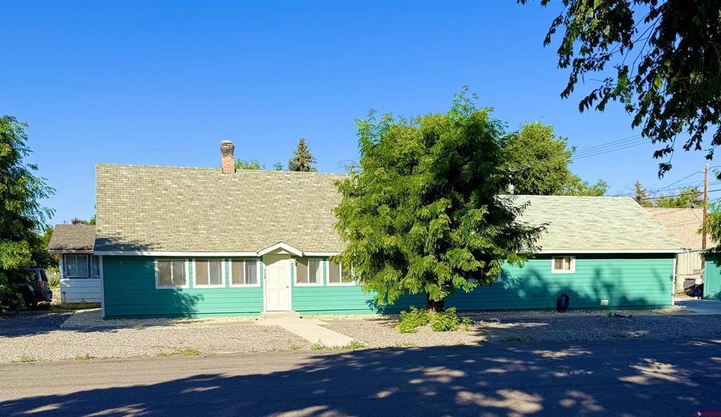 338 S Selig Avenue Property Photo 1