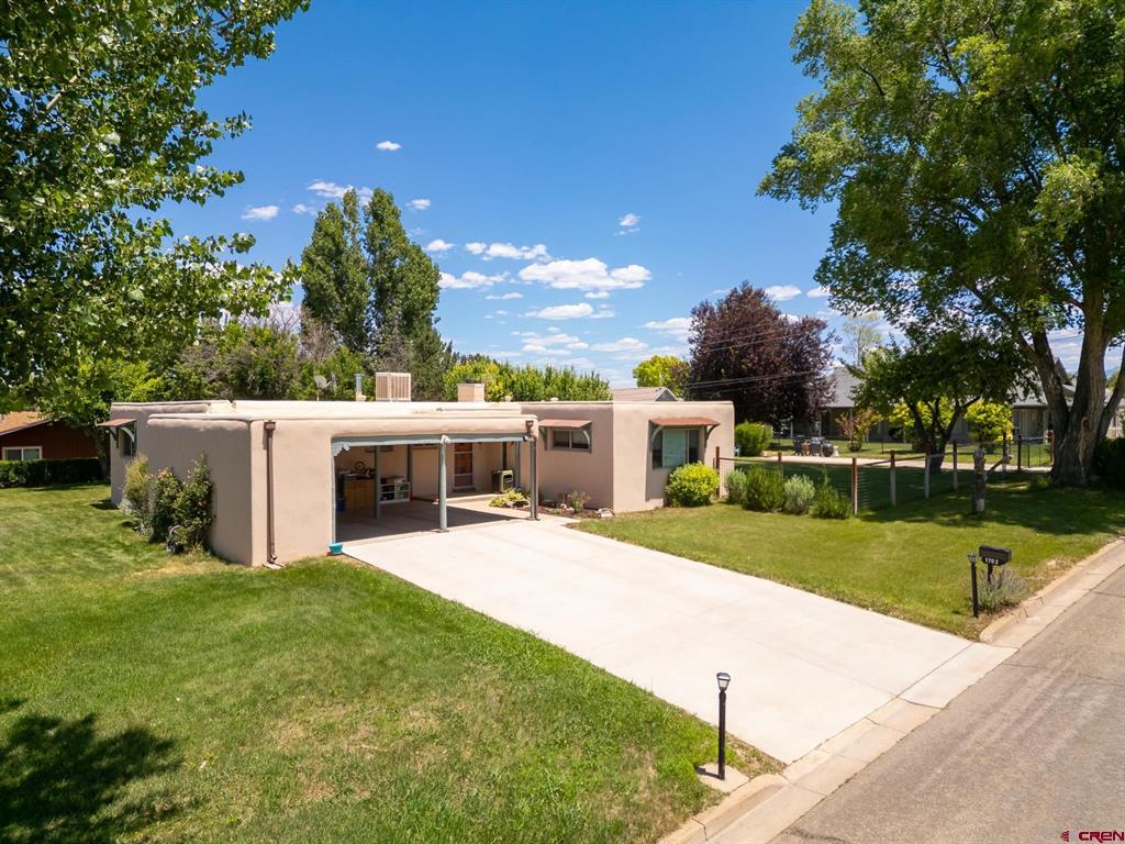 1702 Rolling Road Property Photo 1