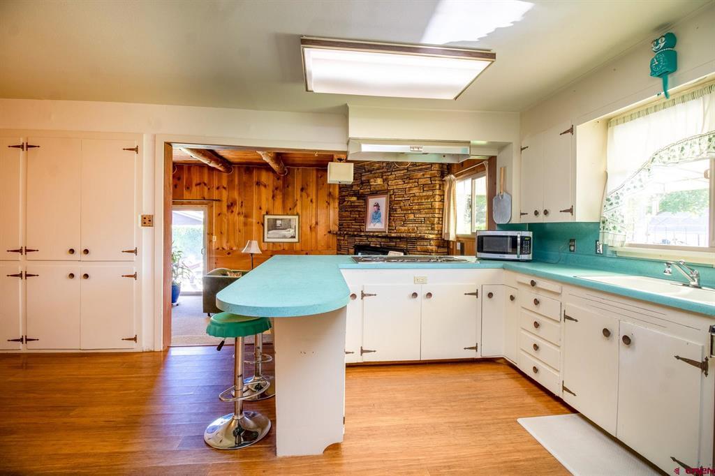 1702 Rolling Road Property Photo 5