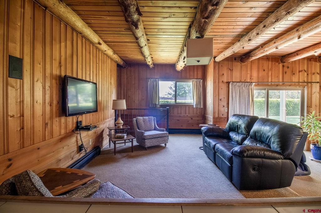 1702 Rolling Road Property Photo 10