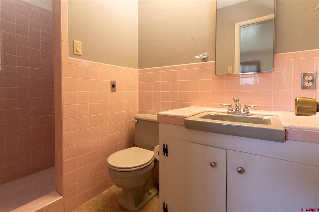 1702 Rolling Road Property Photo 18