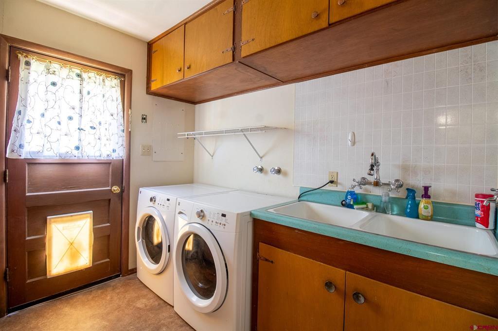 1702 Rolling Road Property Photo 23