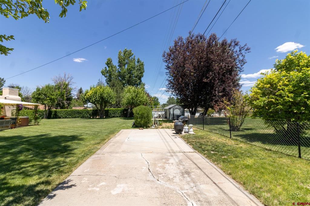 1702 Rolling Road Property Photo 27