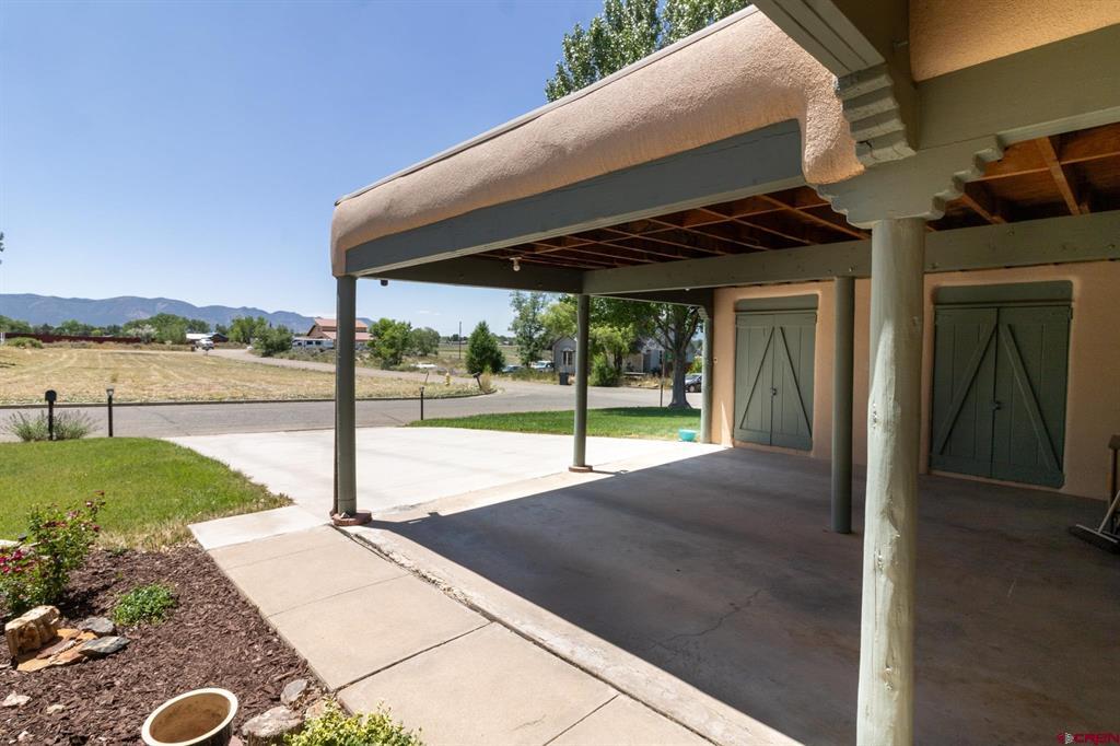 1702 Rolling Road Property Photo 43
